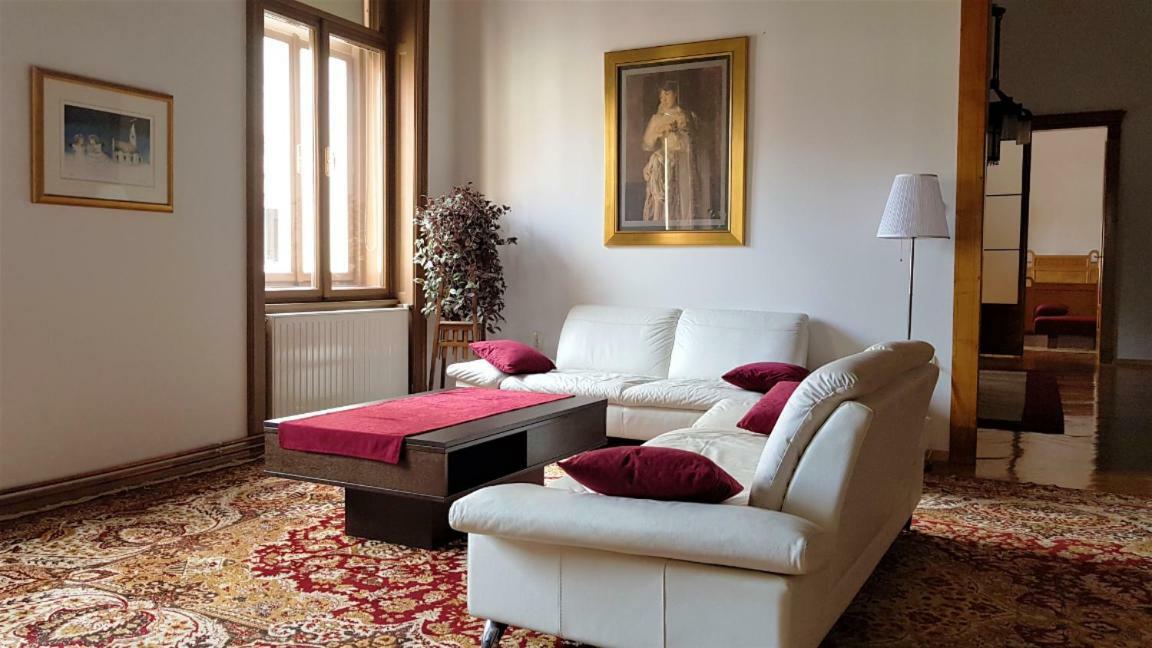 Luxury Apartment In The Heart Of Varaždin Eksteriør bilde