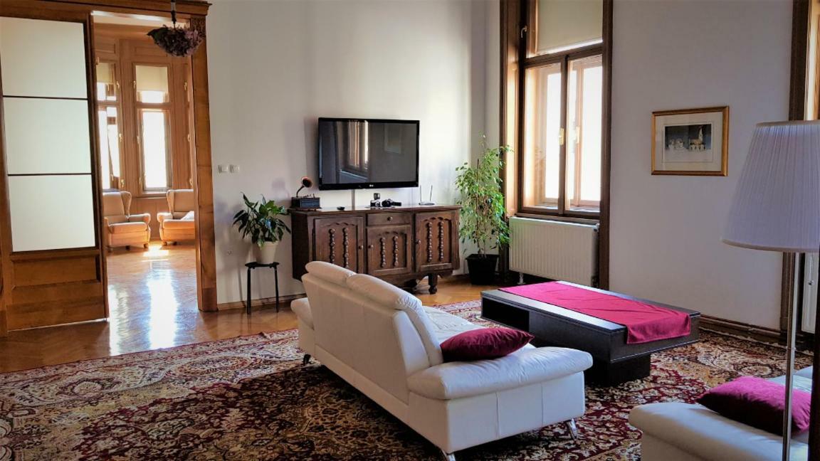 Luxury Apartment In The Heart Of Varaždin Eksteriør bilde